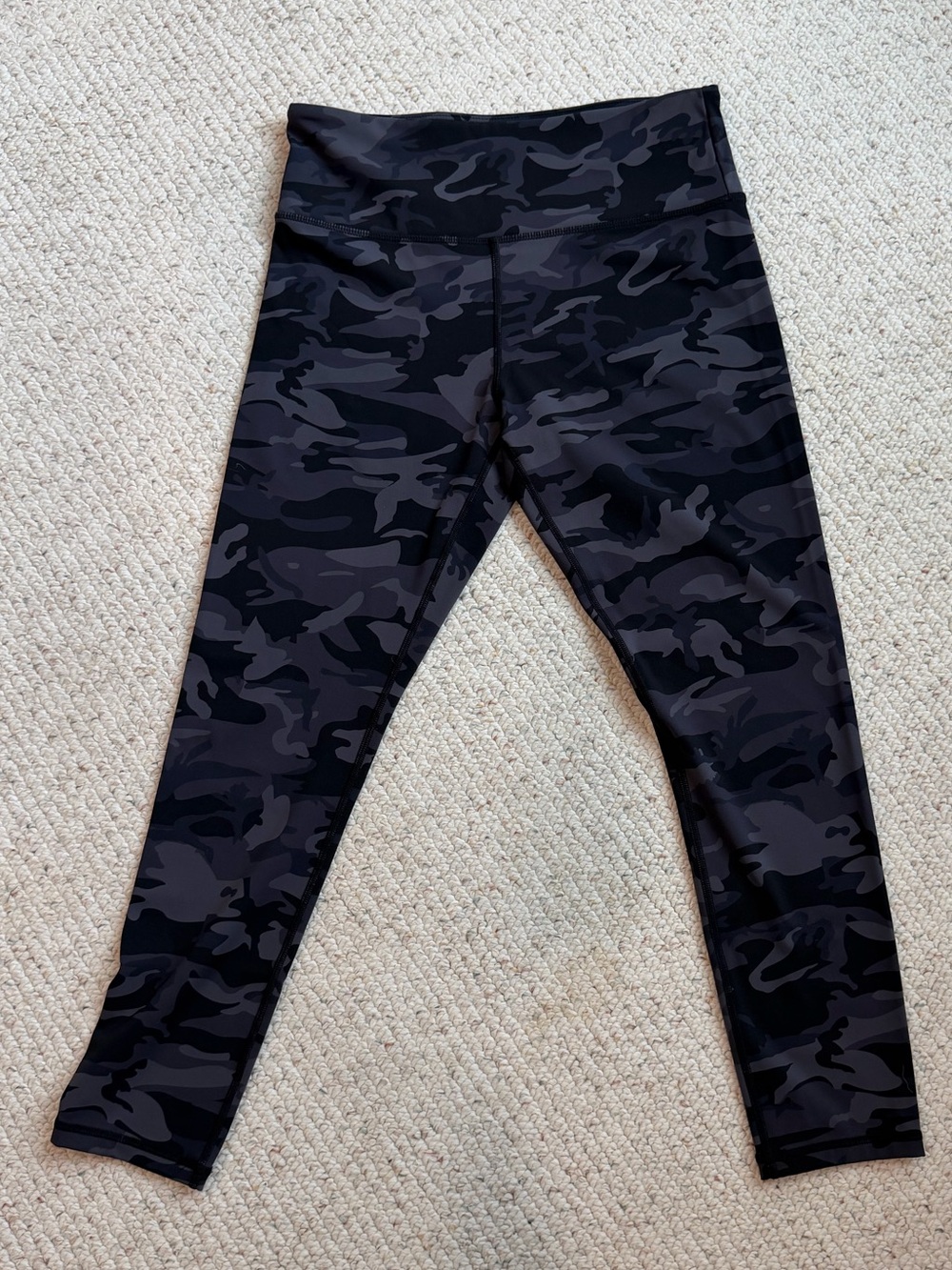 Zyia Black/Grey Camo leggings- Size 6-8